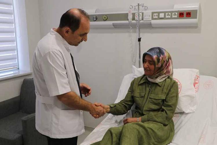 HASTANIN BACAKLARINDAKİ AĞRILAR GİTTİ