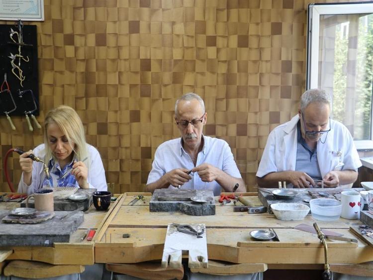 ‘BABADAN KALMA MESLEĞİ KARDEŞİME, KIZIMA DA AKTARDIM’