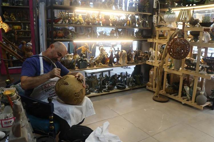 ZAMAN ZAMAN BURADA KURSLAR VERDİK, WORKSOHPLAR DÜZENLEDİK