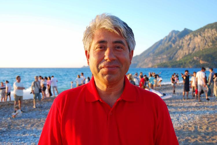 62 YAVRU DENİZ KAPLUMBAĞASI DENİZLE BULUŞTU