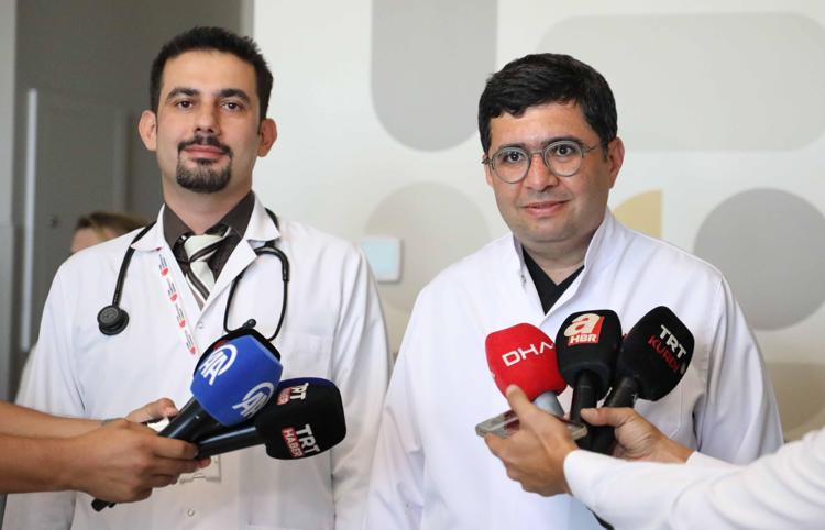 ‘HASTAMIZIN AÇIK KALP AMELİYATI OLMASI HAYATİ RİSK TAŞIYORDU’