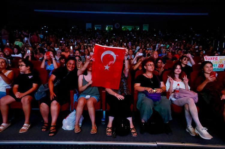 JAPON ŞİİR SANATI ÇANAKKALE’DE ELE ALINDI