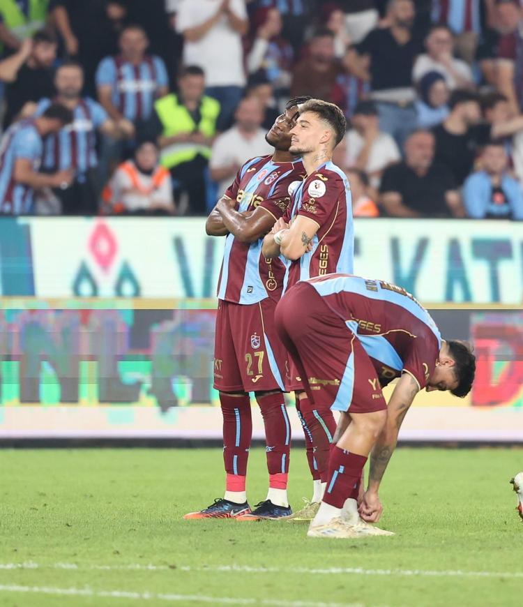 SALAH İLK 11 BAŞLADIĞI İLK 3 MAÇTA 4 GOLE ULAŞTI