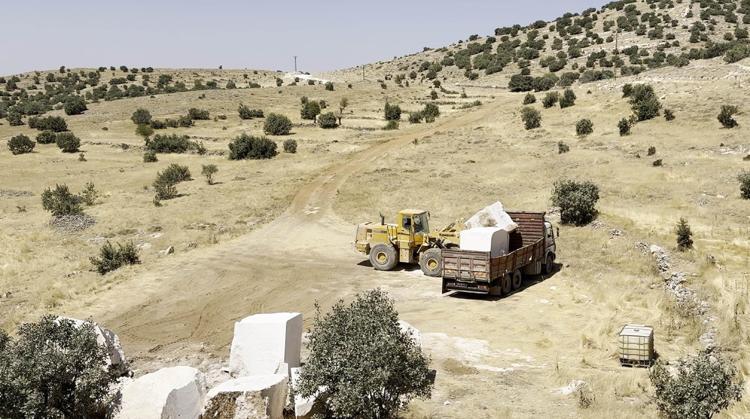 ‘BU TAŞI BİLEN, TANIYAN HERKESTEN TALEP GELİYOR’