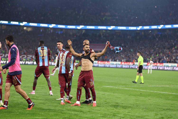 GALATASARAY’A KARŞI EN FARKLI GALİBİYETİNİ TEKRARLADI