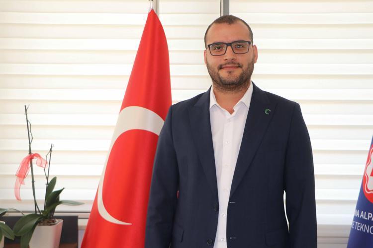 ‘BAĞIMLILIK BOŞLUKLARDAN DOĞAN BİR BEYİN HASTALIĞIDIR’