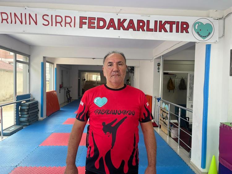 EROL, OĞLUM GİBİ SEVDİĞİM BİR ÇOCUK