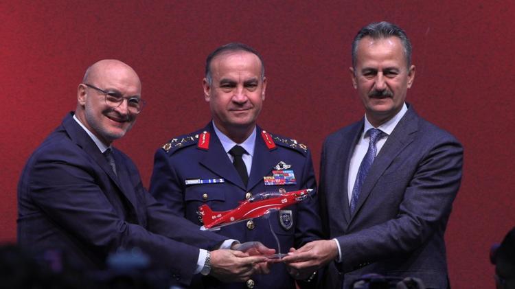 ÇOK YAKINDA İHRACAT HABERLERİ ALACAĞIZ