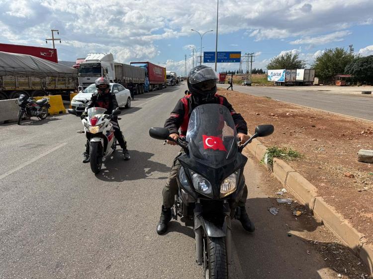 MOTOSİKLET BİR TUTKUDUR