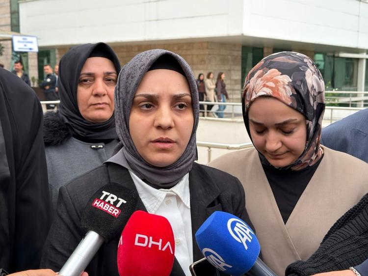 BENİ HER ŞEYDEN MAHRUM ETTİLER