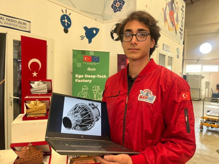 TÜM SENENİN EMEĞİNİN KARŞILIĞINI BULMASI GURUR VERİCİYDİ