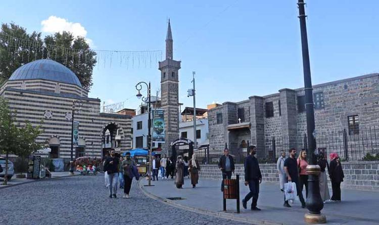 ‘TERÖRSÜZ TÜRKİYE MESELESİNDEN SONRA AKIN AKIN İNSANLAR GELMEYE BAŞLADI’