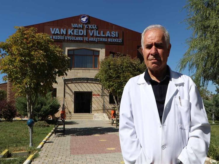 ZİYARETÇİLERİN YÜZÜNDE TEBESSÜM OLUŞTURUYORUZ
