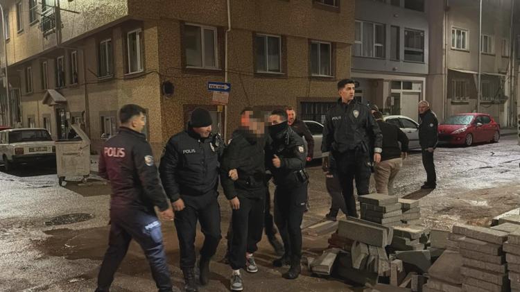 EVİNDE YAKALANDI: HAK ETTİ, VURDUM