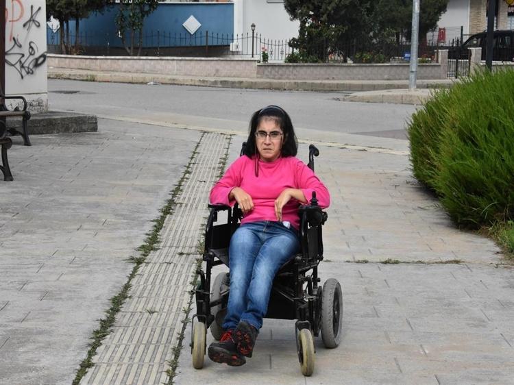 ANNEM BENDEN DAHA FAZLA İNATÇI