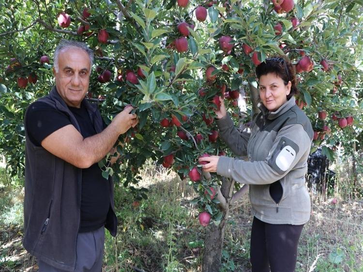 ‘EŞİMLE OMUZ OMUZA ÇALIŞIYORUZ’
