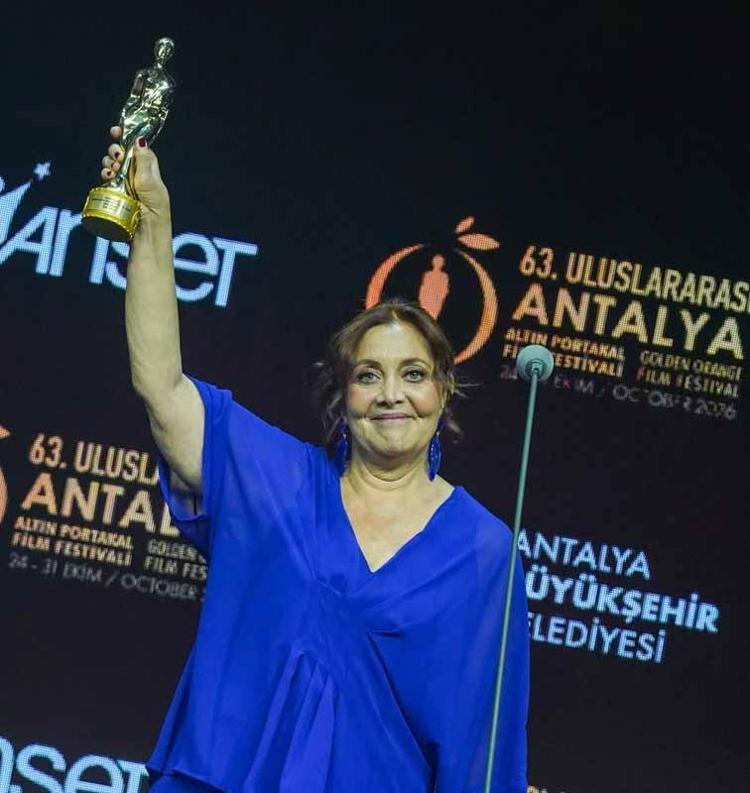 TİLBE SARANA ONUR ÖDÜLÜ
