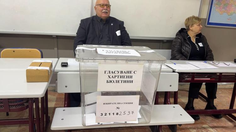 AVRUPA YAKASINDA 18, ANADOLU YAKASINDA 4 SANDIK KURULDU