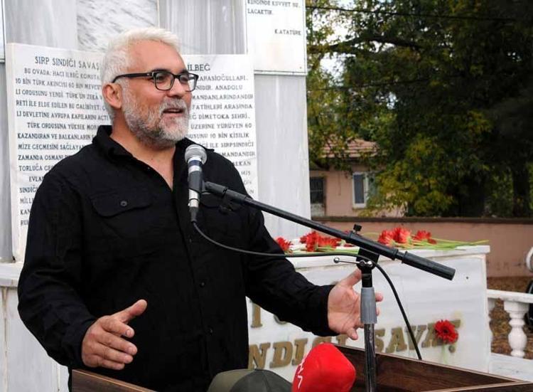 ‘ÇOCUKLARIMIZA BU ZAFERİ ÖĞRETMEMİZ LAZIM’