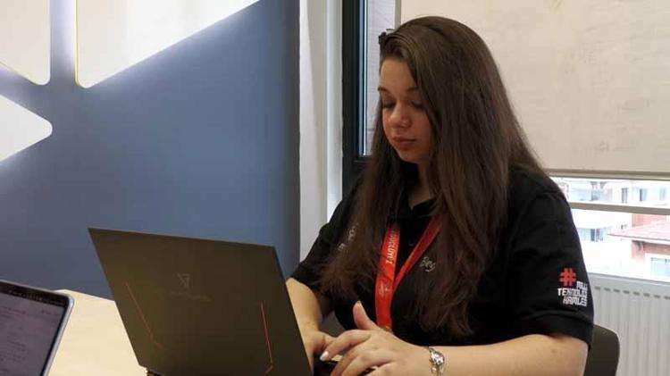 ATIKLARI HAM MADDEYE DÖNÜŞTÜRELİM İSTEDİK