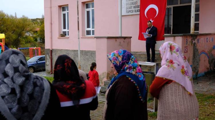 ‘HEM ÖĞRETMENİM HEM ARKADAŞIM OLDU’