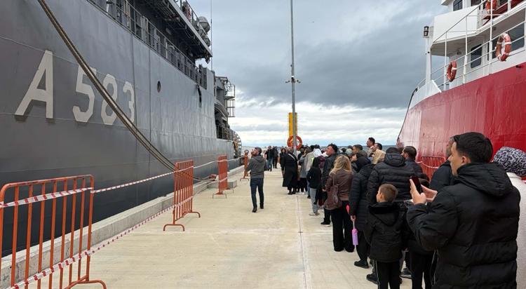 TCG Işın, Tekirdağ'da ziyarete açıldı