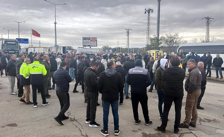 BAKANLIK AÇIKLAMASININ ARDINDAN EYLEM SONA ERDİ