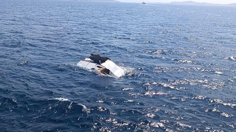 Yalovadan Bozcaadaya gitmek için açıldığı teknesi parçalanmış halde bulunan iş insanı aranıyor