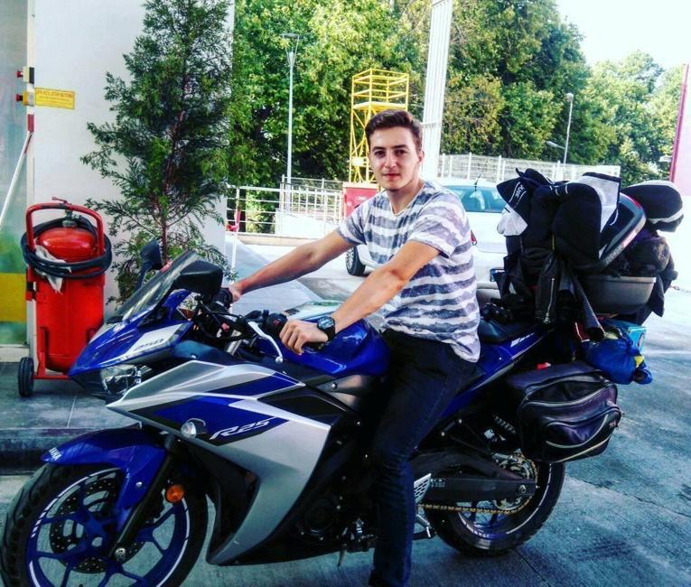 Sultanbeylide motosikletli Yunus ekibi TIR ile çarpıştı: 1 şehit 1 yaralı