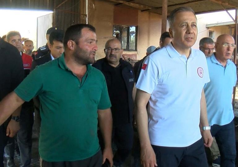 Bakan Yerlikaya: Balıkesirde 4 büyüklüğünde 10un üzerinde deprem oldu, artçı sayısı 250yi geçti