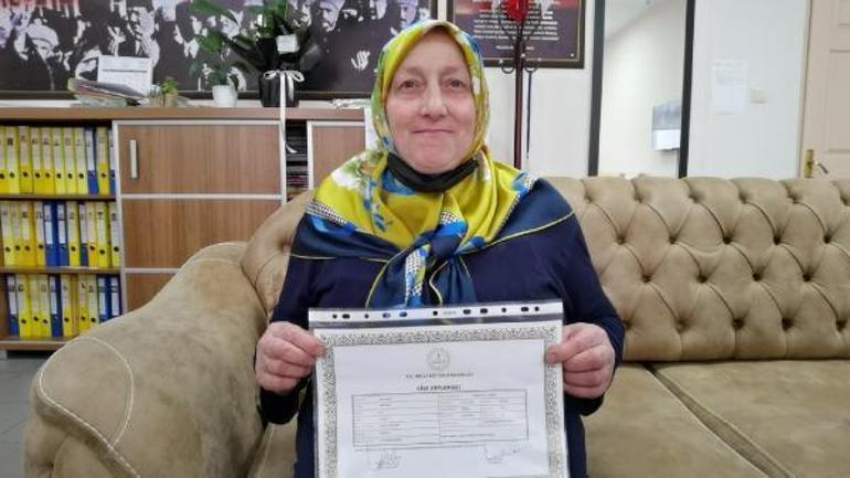 45 yaşından sonra ortaokul ve lise diploması aldı, hedefi tıp okumak