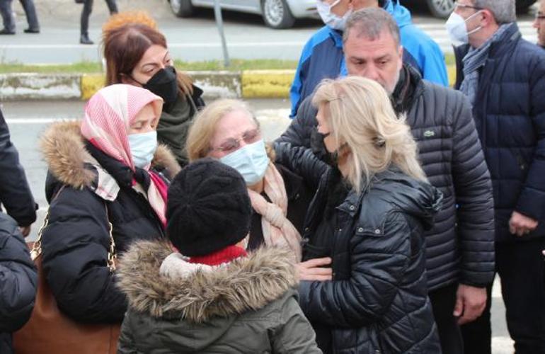 Silahlı saldırıda ölen Şafak Mahmutyazıcıoğlunun eşi Ece Erken: Keşke ben ölseydim