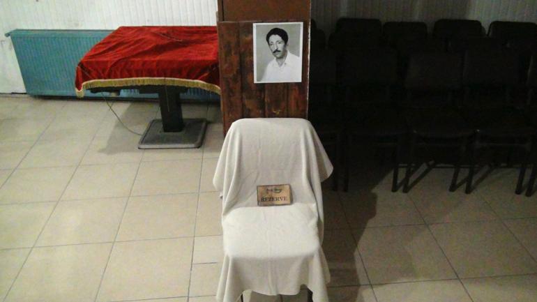 Ali Dayının sandalyesi sonsuza kadar rezerve