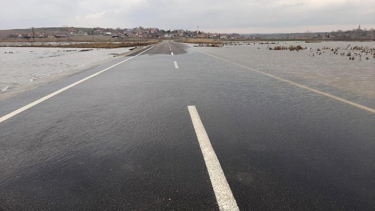 Taşan Ergene Nehri için sarı alarm, ekili alanlar sular altında