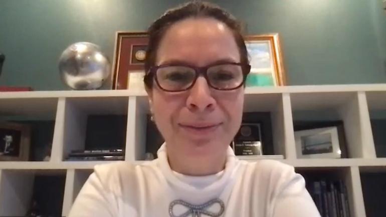 Dr Özlem Tulunay Uğur: İnsanın ülkesine bir katkıda bulunabilmesi çok önemli