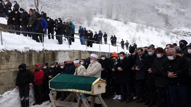 Karadenizli müzisyen Sait Uçar, Trabzonda toprağa verildi