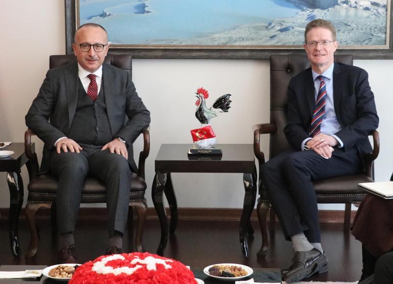 AB Büyükelçisi Meyer-Landrut, göçmenlerin donarak ölmesini insani trajedi olarak yorumladı