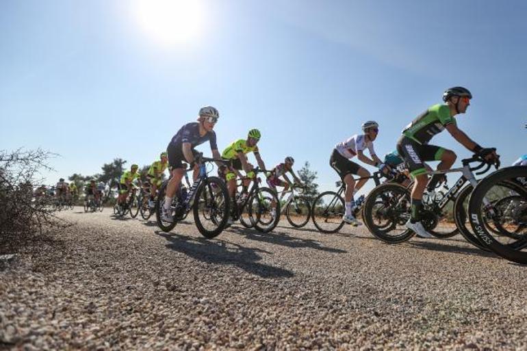 Tour of Antalyanın Aspendos-Termessos etabında kazanan Jacob Hidsgaul Madsen oldu