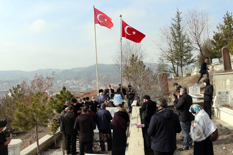 Merasim Sokak şehidi için Çankırıda mezarı başında anma