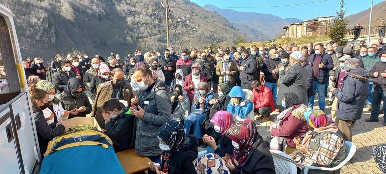 Acil tıp teknisyeni Nurcan, koronavirüsten öldü