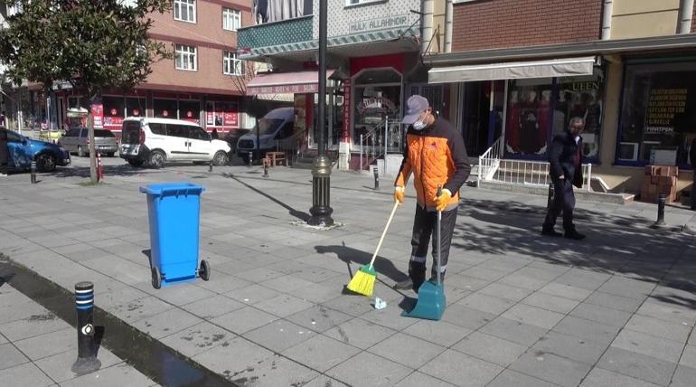 Sultangazide temizlik görevlilerinin maske şikayeti