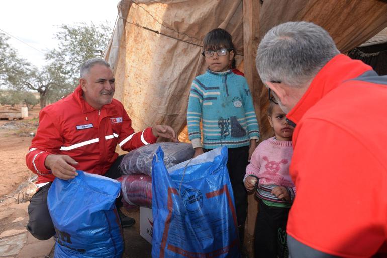 Türk Kızılaydan İdlibe oksijen dolum tesisi