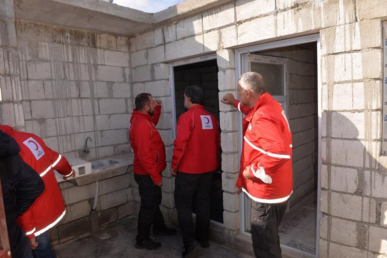 Türk Kızılaydan İdlibe oksijen dolum tesisi