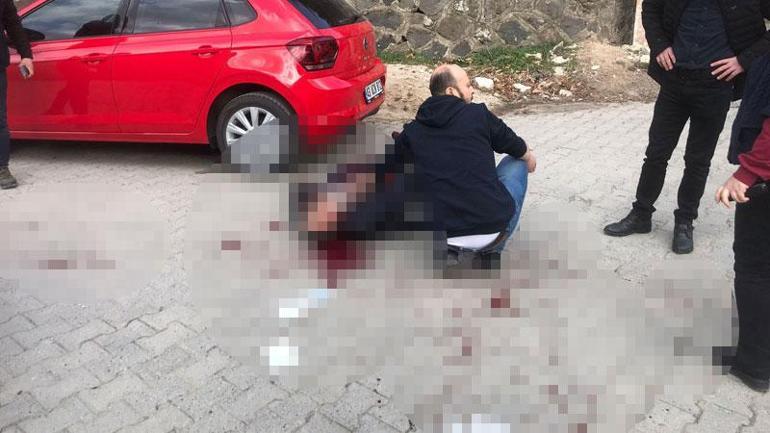 Kütahyada İYİ Partili ilçe başkanı bıçaklı saldırıda öldü