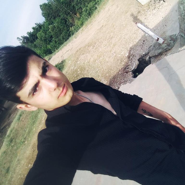 Kütahyada İYİ Partili ilçe başkanı bıçaklı saldırıda öldü