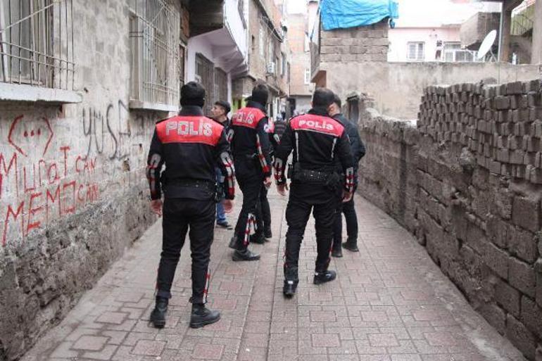 Kadının boynundaki altın kolyeyi kapıp kaçan şüpheliyi Yunus timi 4 dakikada yakaladı