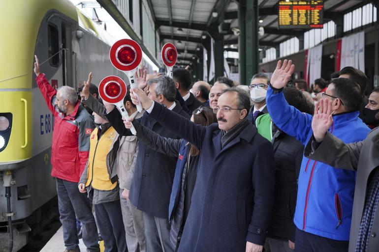 Afganistana 3üncü iyilik treni uğurlandı