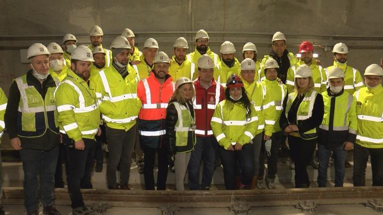 Kabataş-Mecidiyeköy-Mahmutbey metro hattındaki son rayların kaynatma işlemi yapıldı