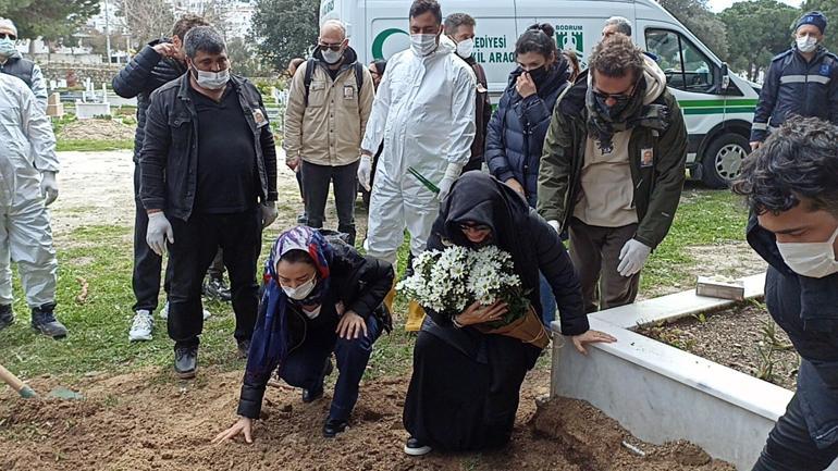 Seray Severin babası toprağa verildi