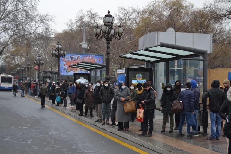 Ankarada özel halk otobüsü esnafı kontak kapattı